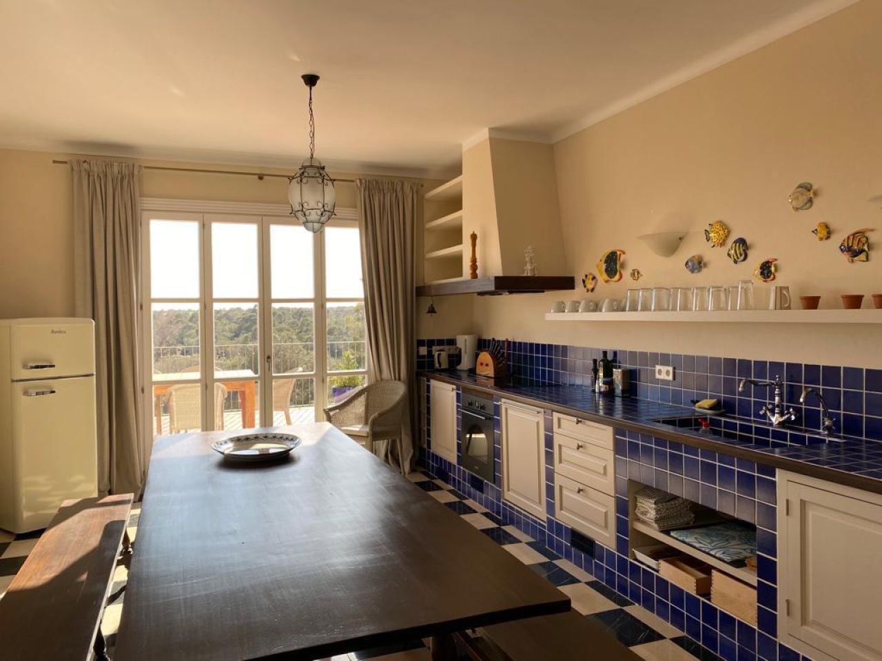 Grosses und in guter Lage liegendes Chalet an der S Almunia -- Santanyi --- CH 64