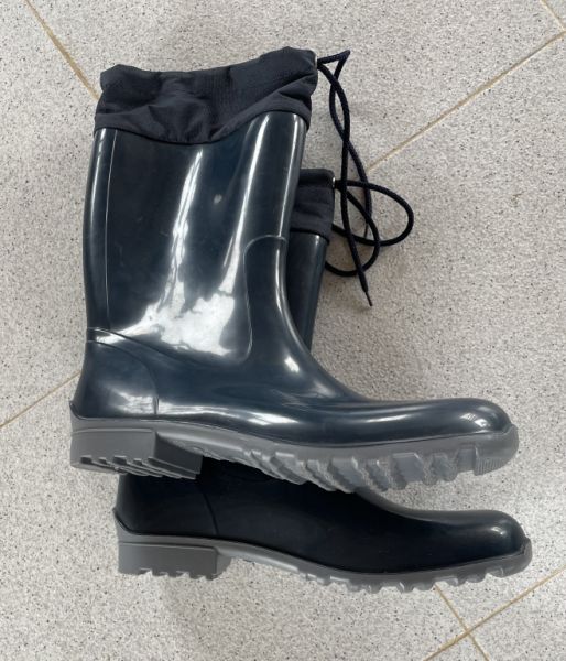 Botas de agua talla 42, azul oscuro  NUEVAS