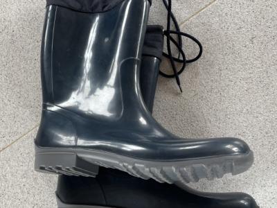 Botas de agua talla 42, azul oscuro  NUEVAS