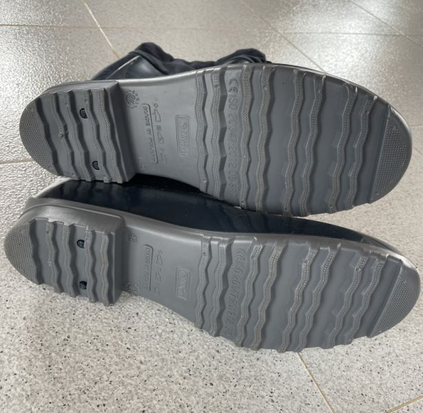 Botas de agua talla 42, azul oscuro  NUEVAS