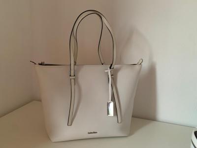 Bolso de mano Celvin Klein, blanco, como nuevo