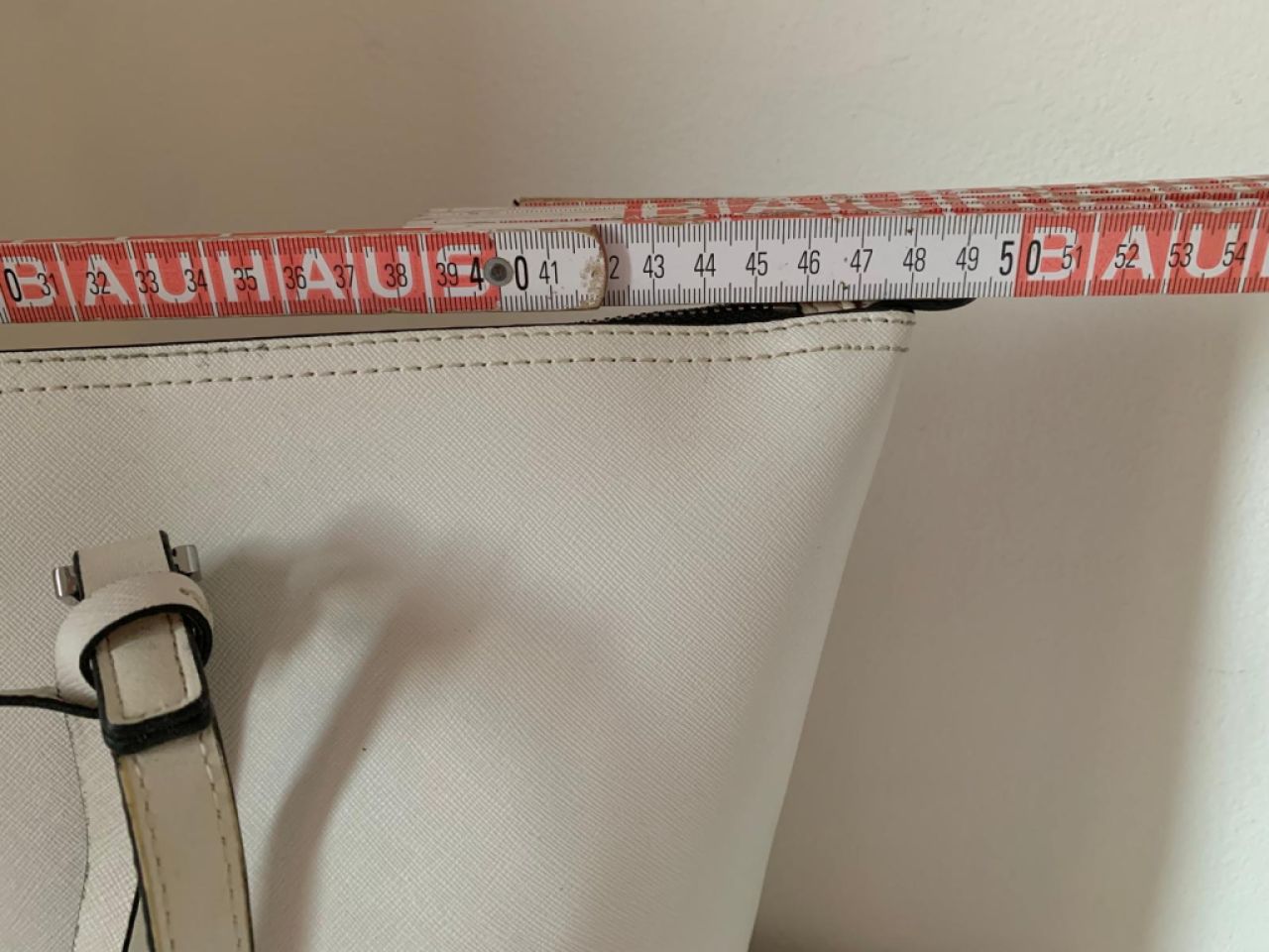 Bolso de mano Celvin Klein, blanco, como nuevo