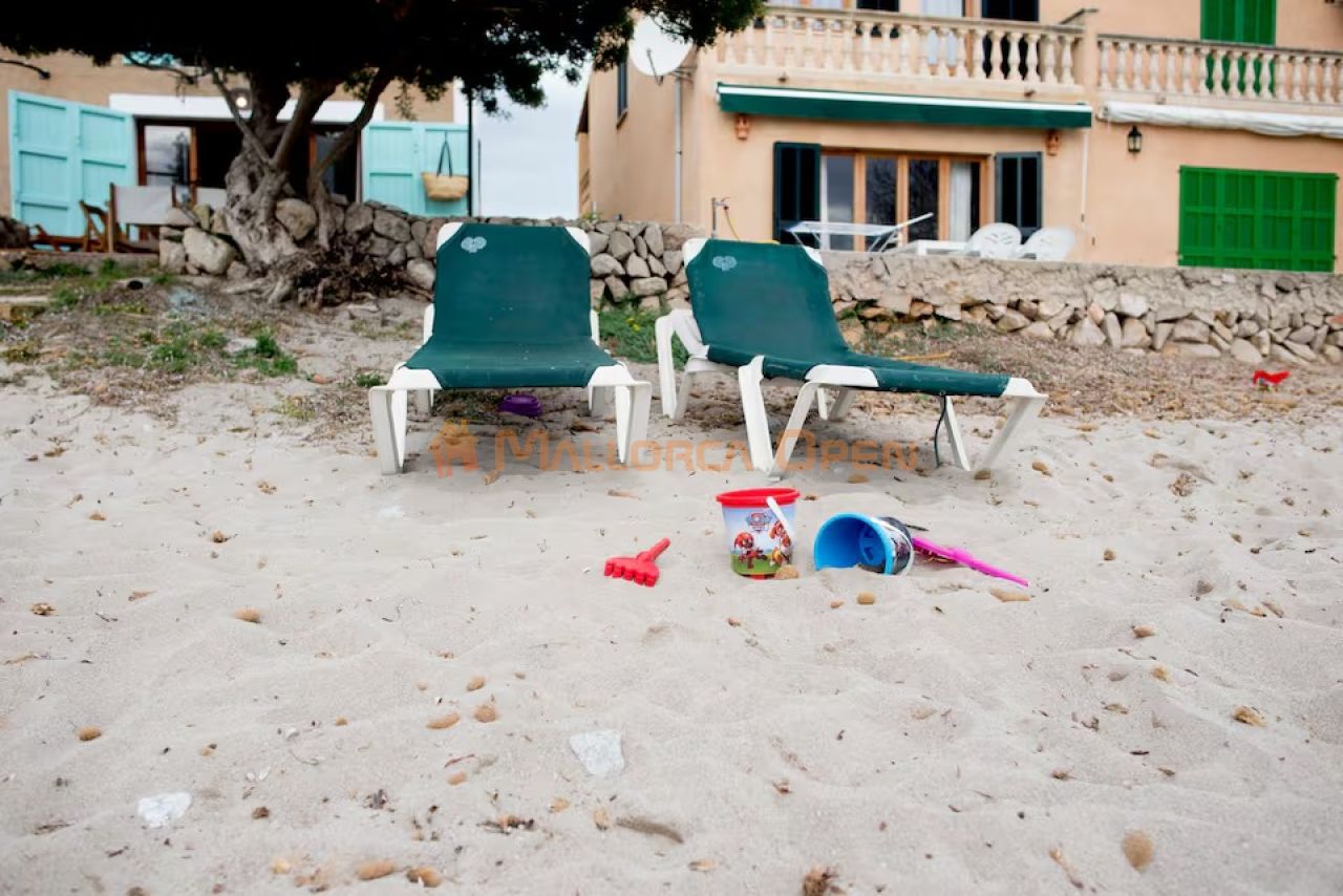 Haus direkt am Strand in Cala Bona