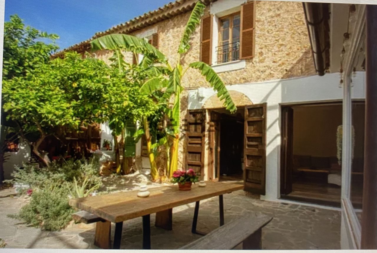 Vendo casa en Esporles