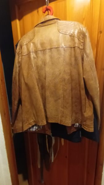 Light brown men's leather jacket Size 48 - XL