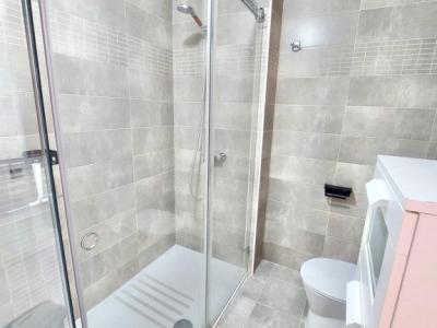 Helle, sehr schöne Wohnung mit Gemeinschaftspool