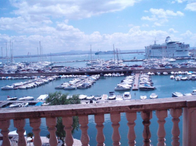 Bright apartment with communal pool in Palma - Port - Can Barbara -- AP 11