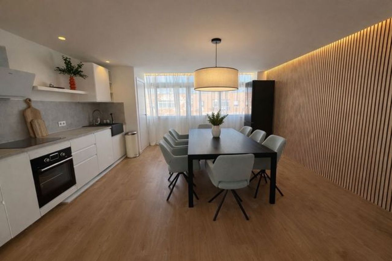 Precioso ático recién reformado con vistas al mar en Molinar