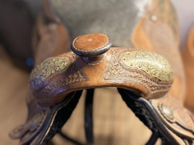 High-End Western-Sattel – Handgefertigt, Ausgezeichneter Zustand