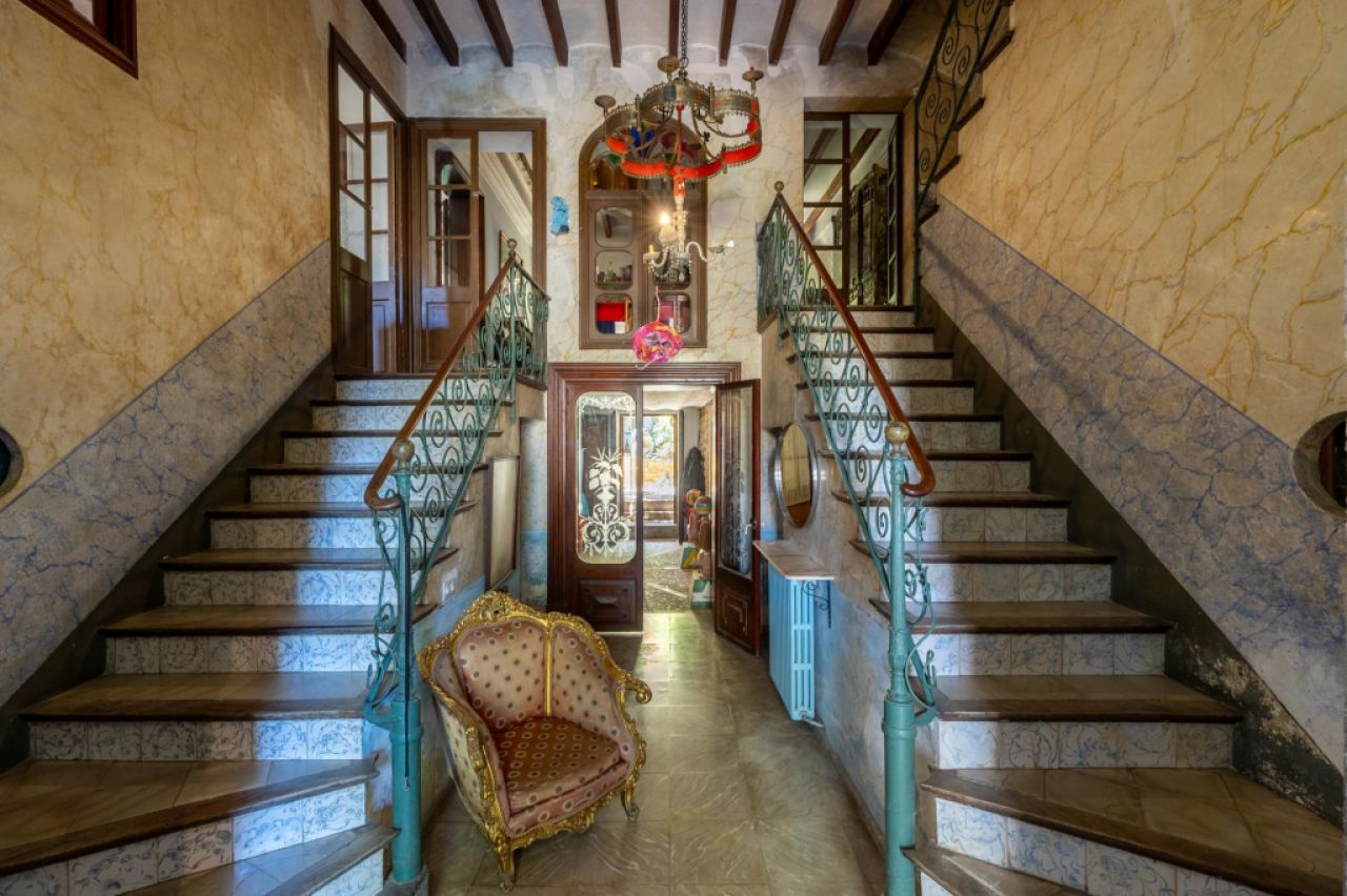 Casa adosada histórica en Sóller cerca del centro