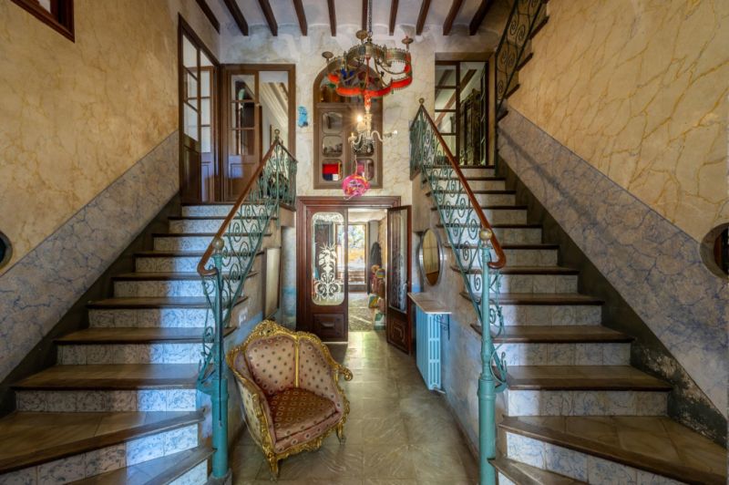 Casa adosada histórica en Sóller cerca del centro