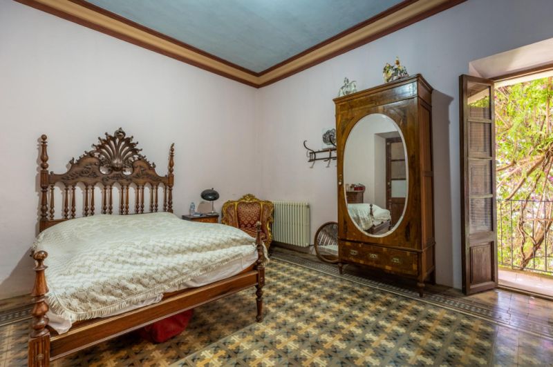 Casa adosada histórica en Sóller cerca del centro