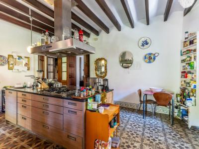 Casa adosada histórica en Sóller cerca del centro