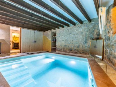 Casa adosada histórica en Sóller cerca del centro