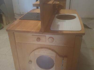 Hochwertige Kinderküche aus Massivholz (gebraucht)
