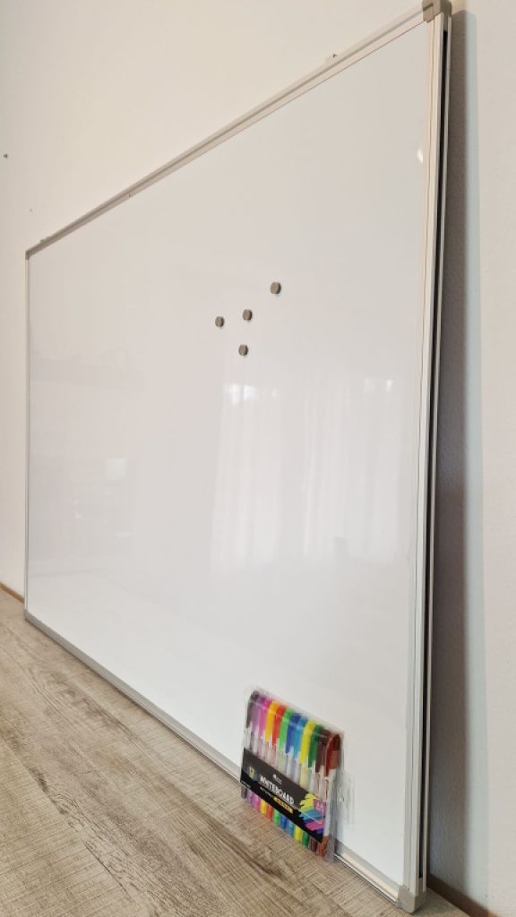 Pizarra magnética de alta calidad 90x120 cm blanca
