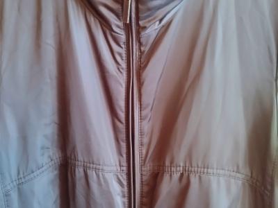 Chaqueta de marca de alta calidad como nueva