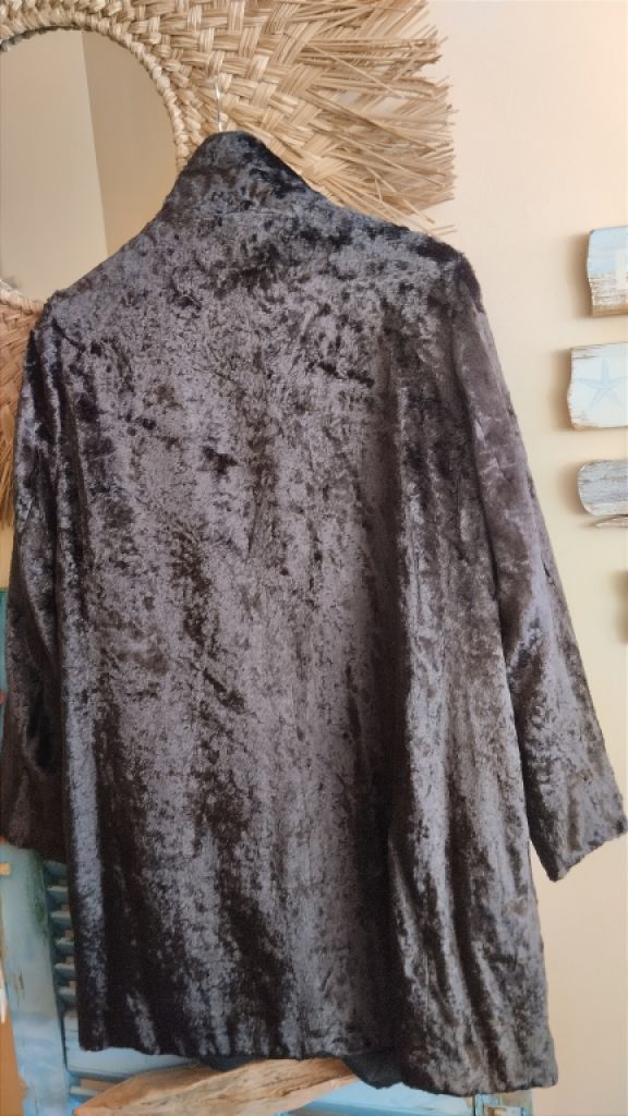 Chaqueta de marca de alta calidad como nueva