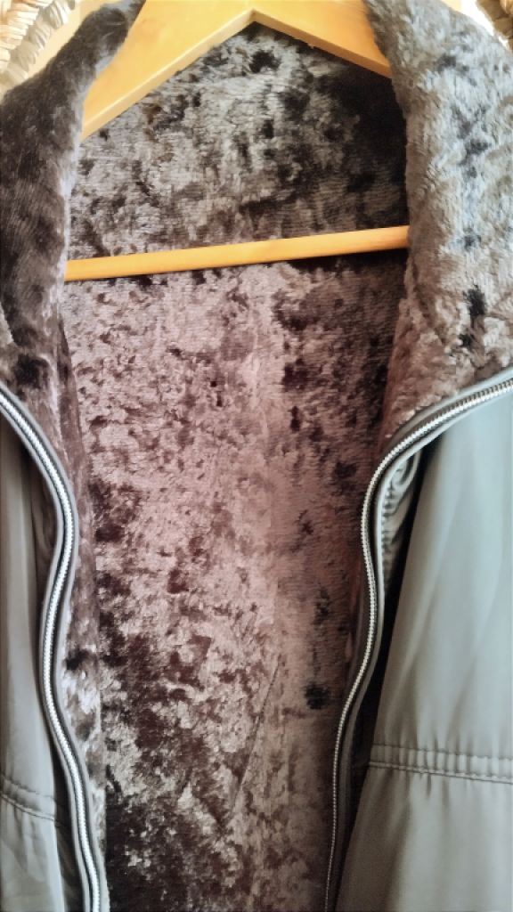 Chaqueta de marca de alta calidad como nueva