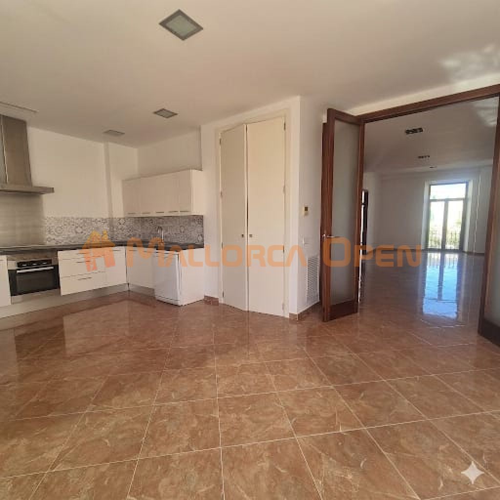 Piso de alta calidad con gran cocina-comedor