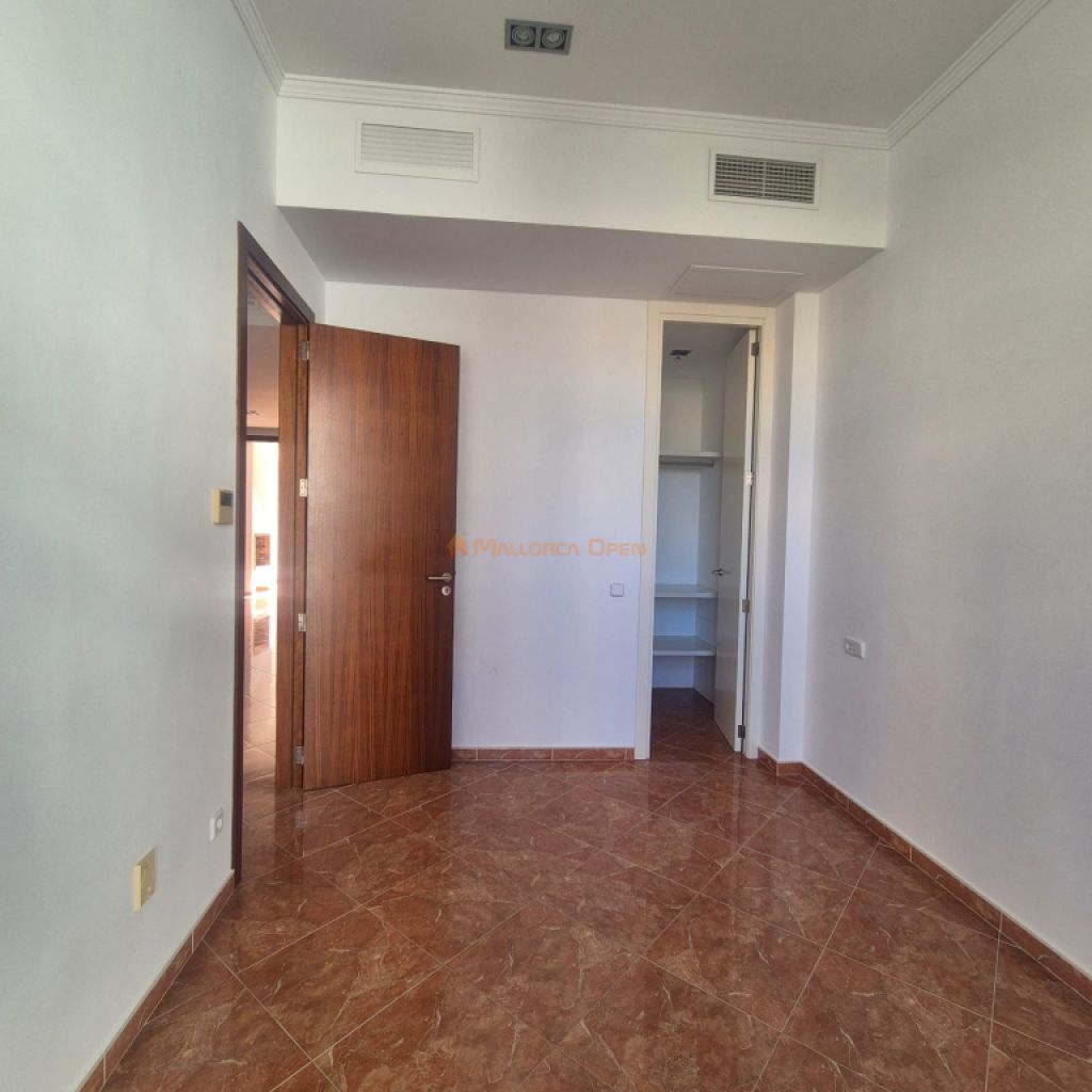 Piso de alta calidad con gran cocina-comedor