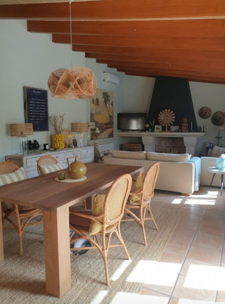 Hochwertiger Holztisch 200x100 + 5 Denzzo Korbstühle zu verkaufen TOP ZUSTAND