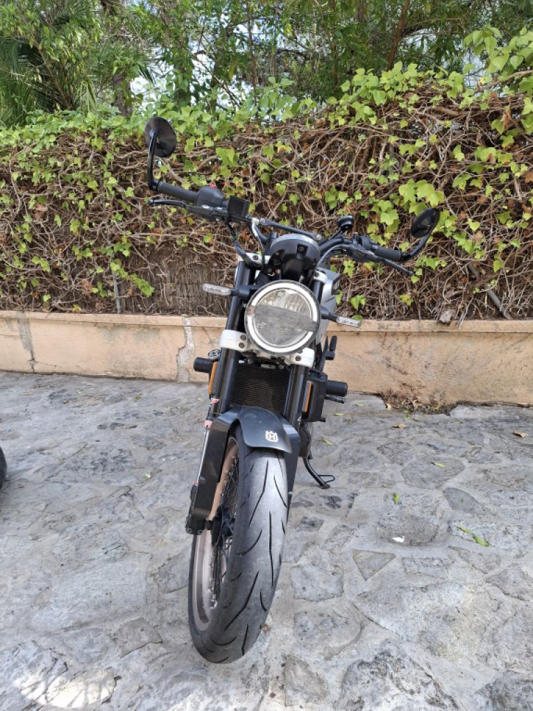 Husqvarna Vitpilen 401 in perfektem Zustand!