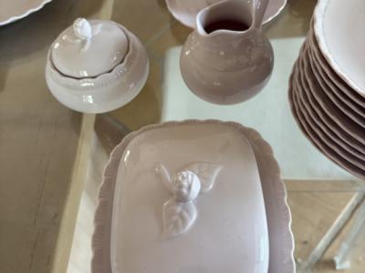 Hutschenreuther Porzellan Rosé komplett für 8 Personen