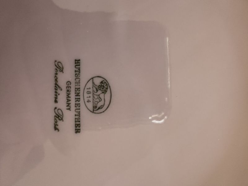 Hutschenreuther Porzellan Rosé komplett für 8 Personen