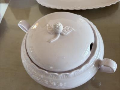 Hutschenreuther Porzellan Rosé komplett für 8 Personen