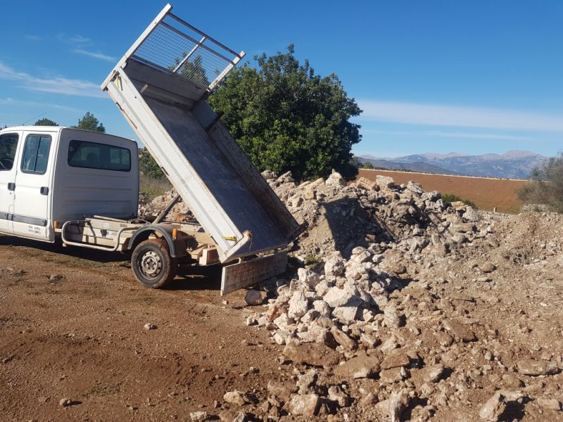 Ich biete Transport auf ganz Mallorca an.