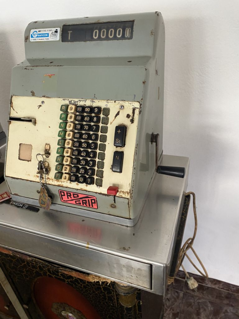 I sell old cash register machine