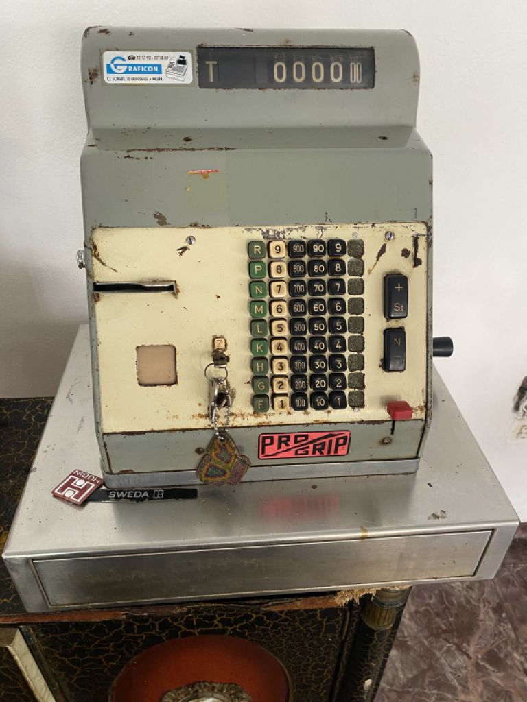 I sell old cash register machine