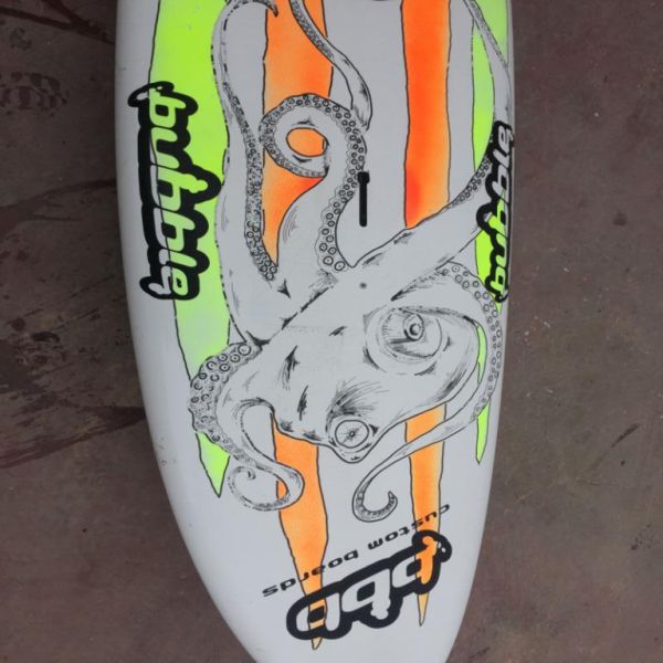 Ich verkaufe Bubble Brand Windsurfbrett mit den Maßen 229/59,5 Liter 96 Liter.
