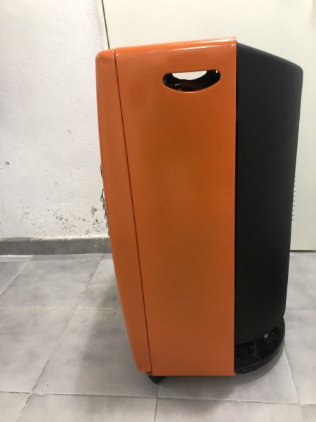 Ich verkaufe einen Gasofen mit Gasflasche. Die Gasflasche ist leer.