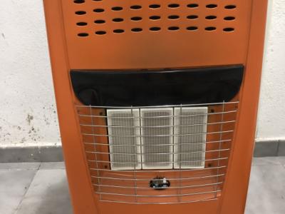 Ich verkaufe einen Gasofen mit Gasflasche. Die Gasflasche ist leer.