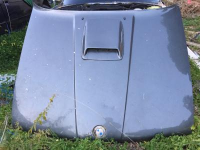 Vendo Capo de bmw serie 3 carroceria E30 Clasico.