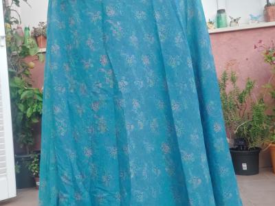 Ich verkaufe verschiedene Kleider, Jumpsuits, Infinity-Kleider, Infinity-Röcke und Infinity-Hosenanz