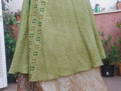 Ich verkaufe verschiedene Kleider, Jumpsuits, Infinity-Kleider, Infinity-Röcke und Infinity-Hosenanz