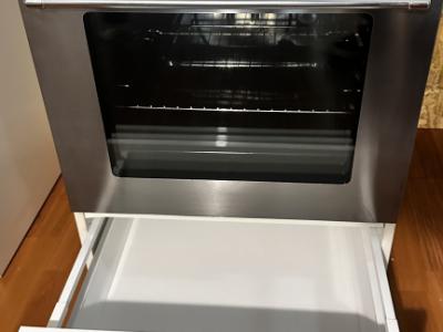 Horno Ikea con placa vitrocerámica y fregadero