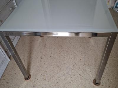 Mesa de cristal Ikea