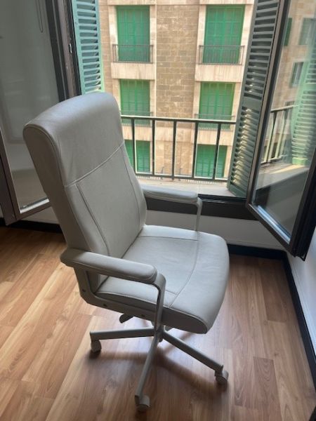 IKEA MILLBERGET silla giratoria, Murum beige / silla de oficina