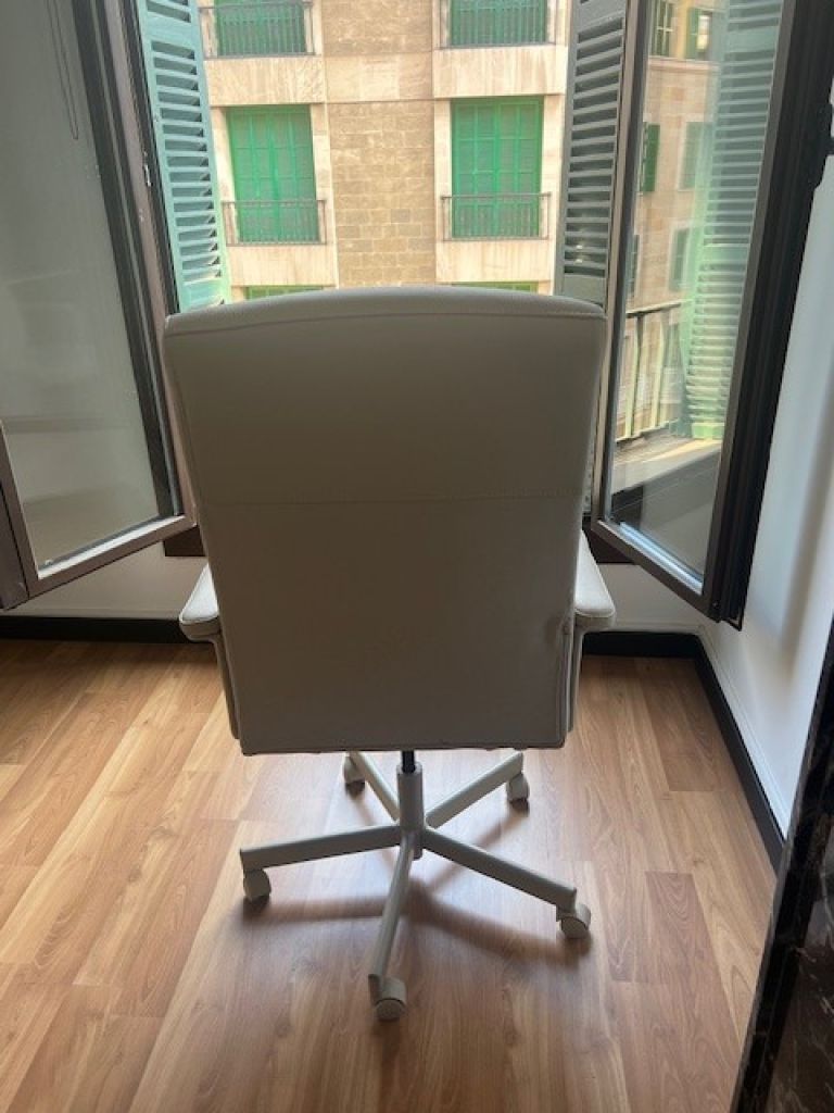 IKEA MILLBERGET silla giratoria, Murum beige / silla de oficina