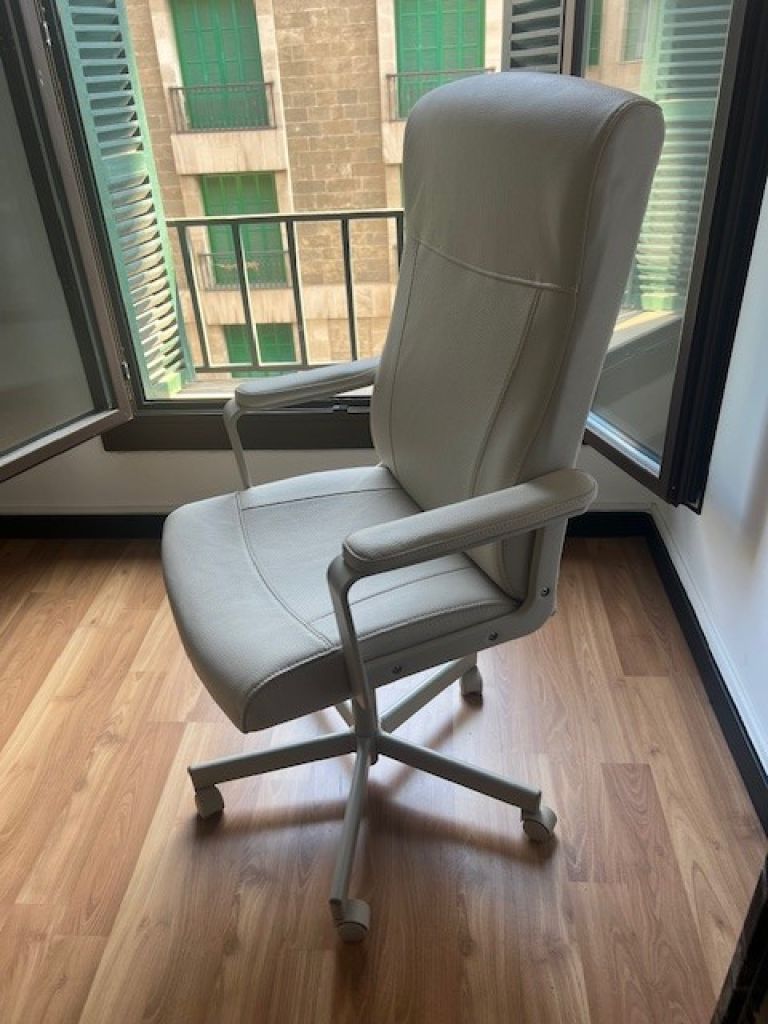 IKEA MILLBERGET silla giratoria, Murum beige / silla de oficina