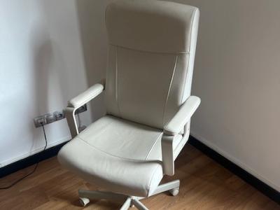IKEA MILLBERGET silla giratoria, Murum beige / silla de oficina