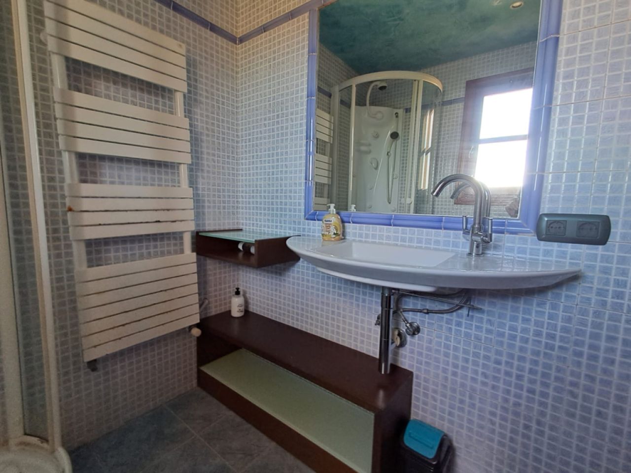 Imposante Finca mit Gästetrankt, Heizung, Pool bei Felanitx - Petra -- F 64