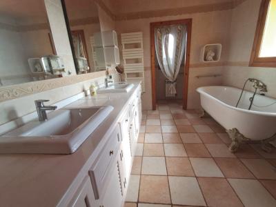 Imposante Finca mit Gästetrankt, Heizung, Pool bei Felanitx - Petra -- F 64