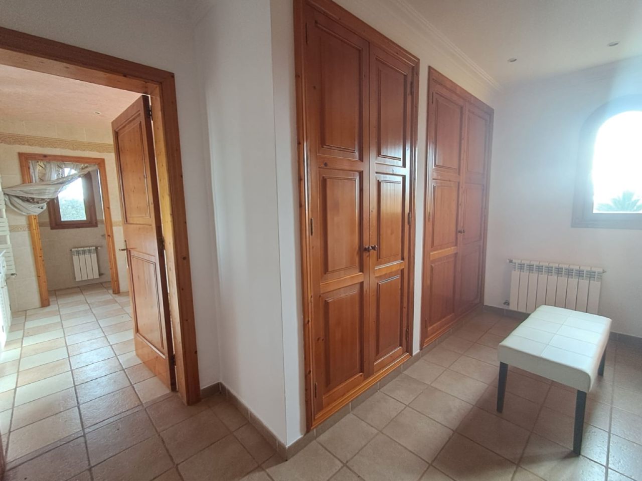 Imposante Finca mit Gästetrankt, Heizung, Pool bei Felanitx - Petra -- F 64