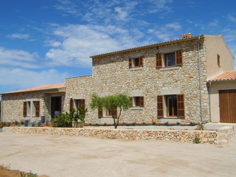 Imposantes Chalet mit allen Extras und 6 SZ in guter Lage bei Manacor - Ortsrand -- CH 56