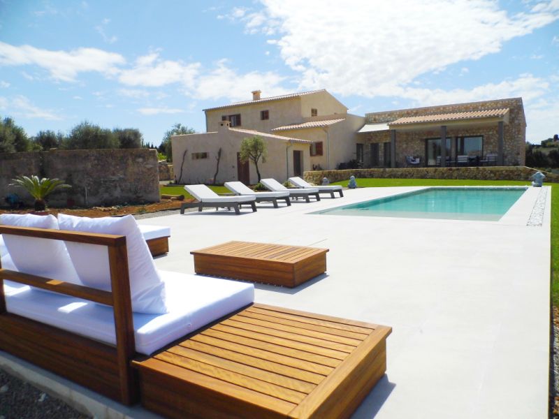 Imposantes Chalet mit allen Extras und 6 SZ in guter Lage bei Manacor - Ortsrand -- CH 56